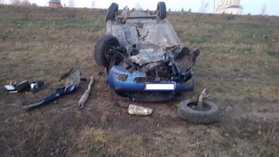 В Михайловском районе опрокинулась Lada Kalina